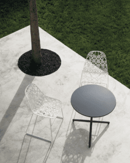 Table – Outdoor Sett